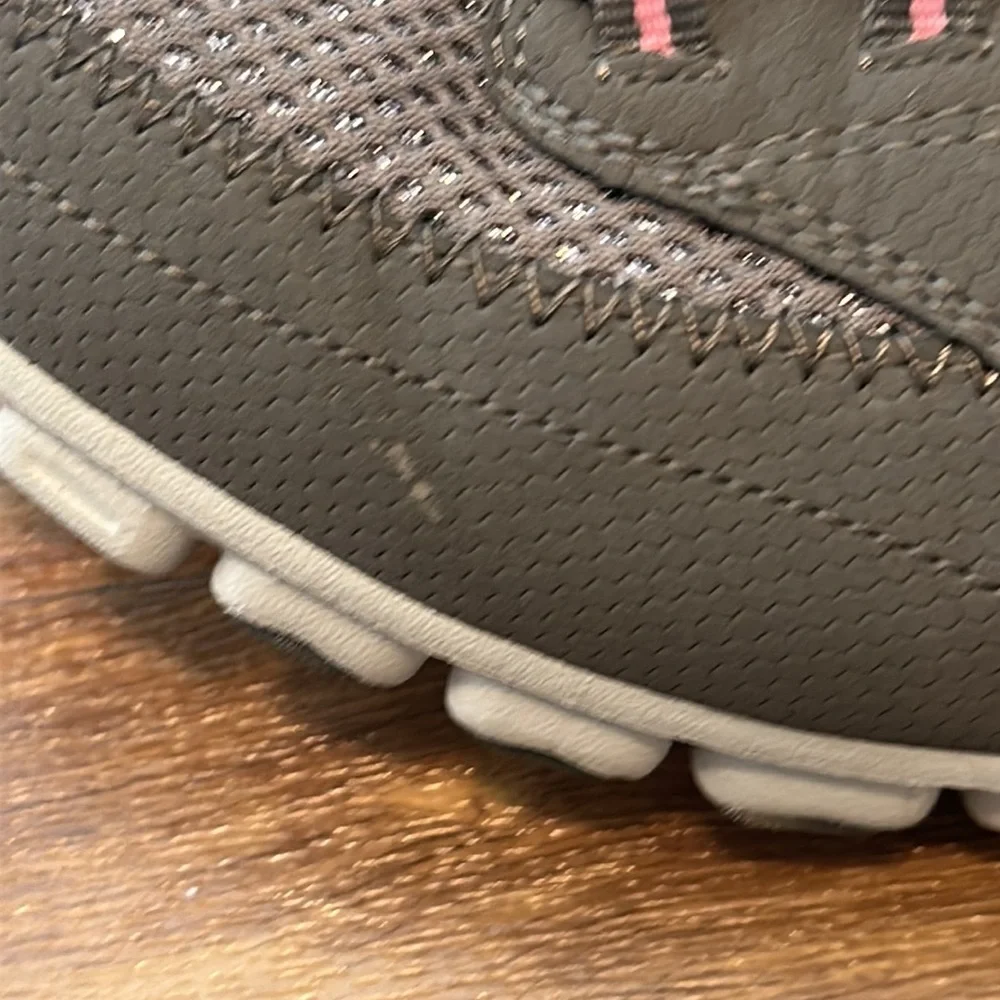 Skechers Gray Pink Sparkles Lightweight Memory Foam Slip On Shoes Women's 11 - Picture 12 of 12